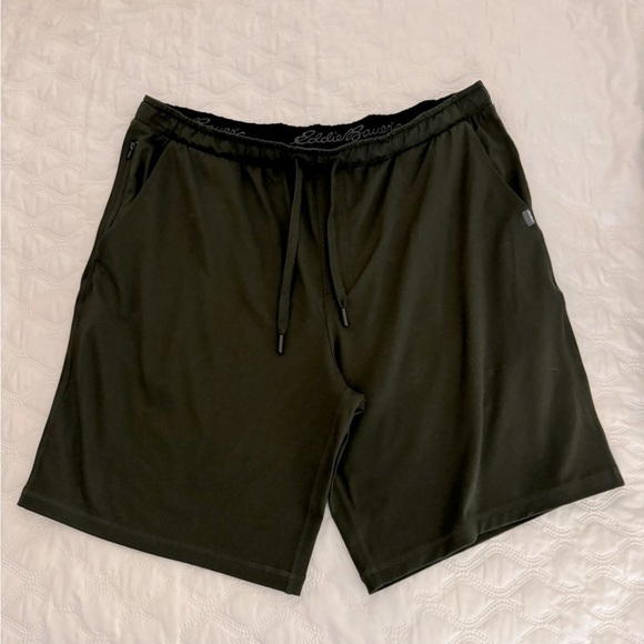 EDDIE BAUER Men´s Lounge Shorts color olive green sz XL - Picture 2 of 7